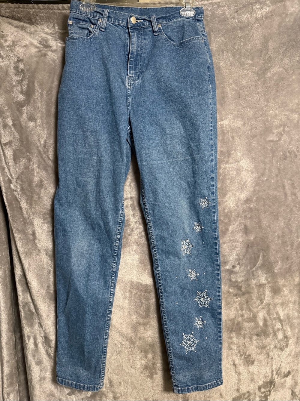 Quacker Factory Blue Skinny Jeans with Snowflake Embroidery